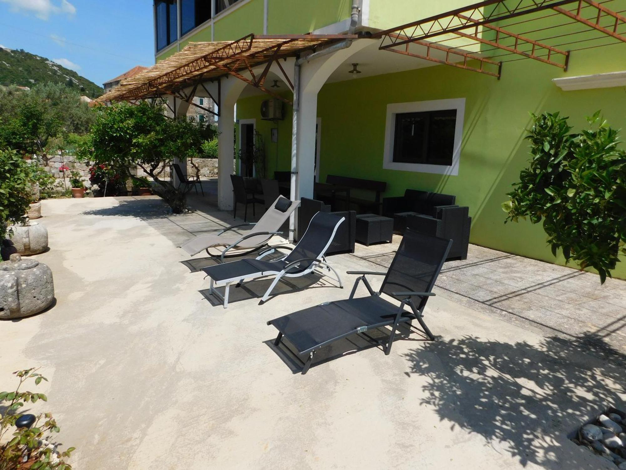 Apartments Leo Janjina ภายนอก รูปภาพ